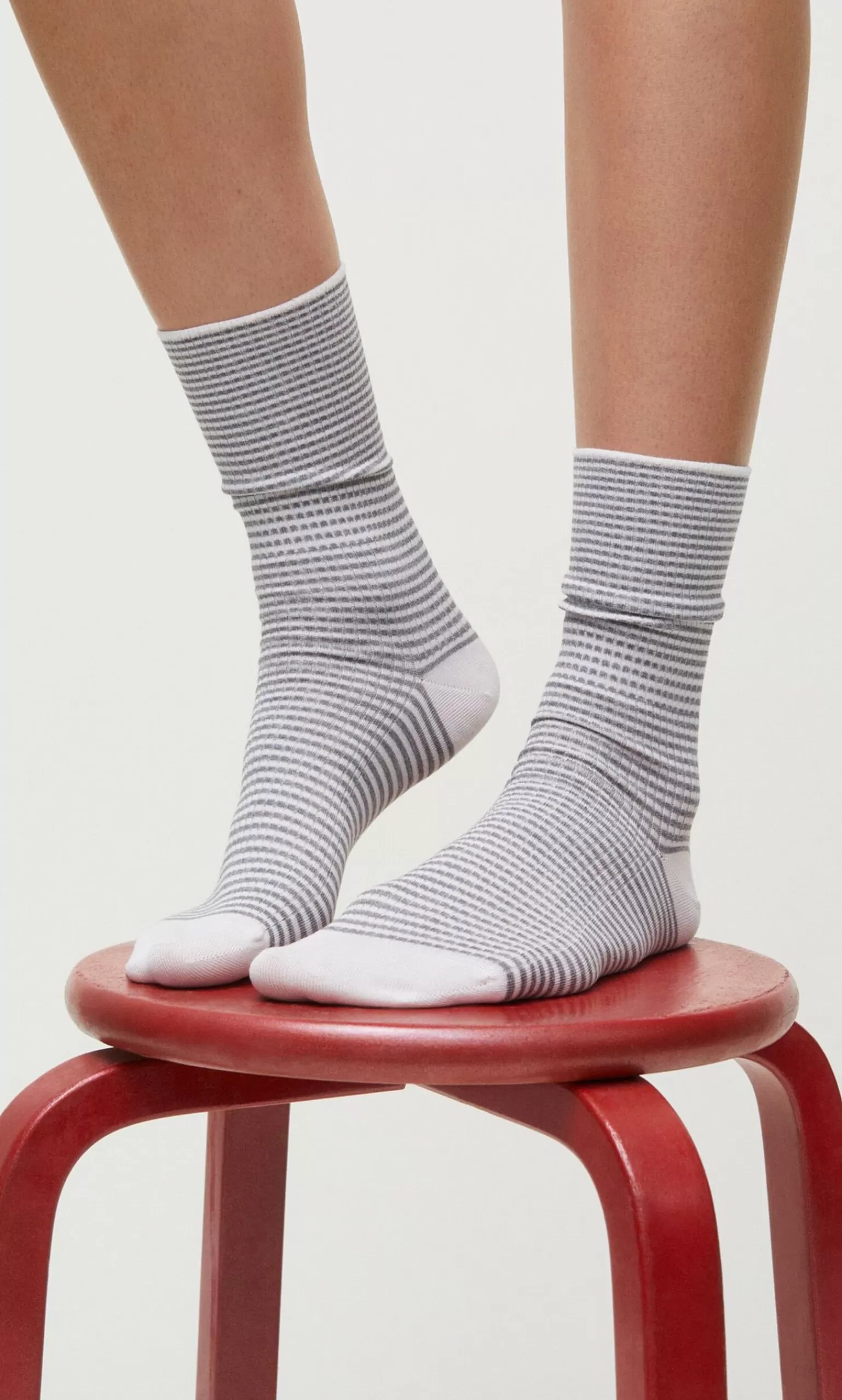 Plümo Grey Stripe Socks^Women Accessories