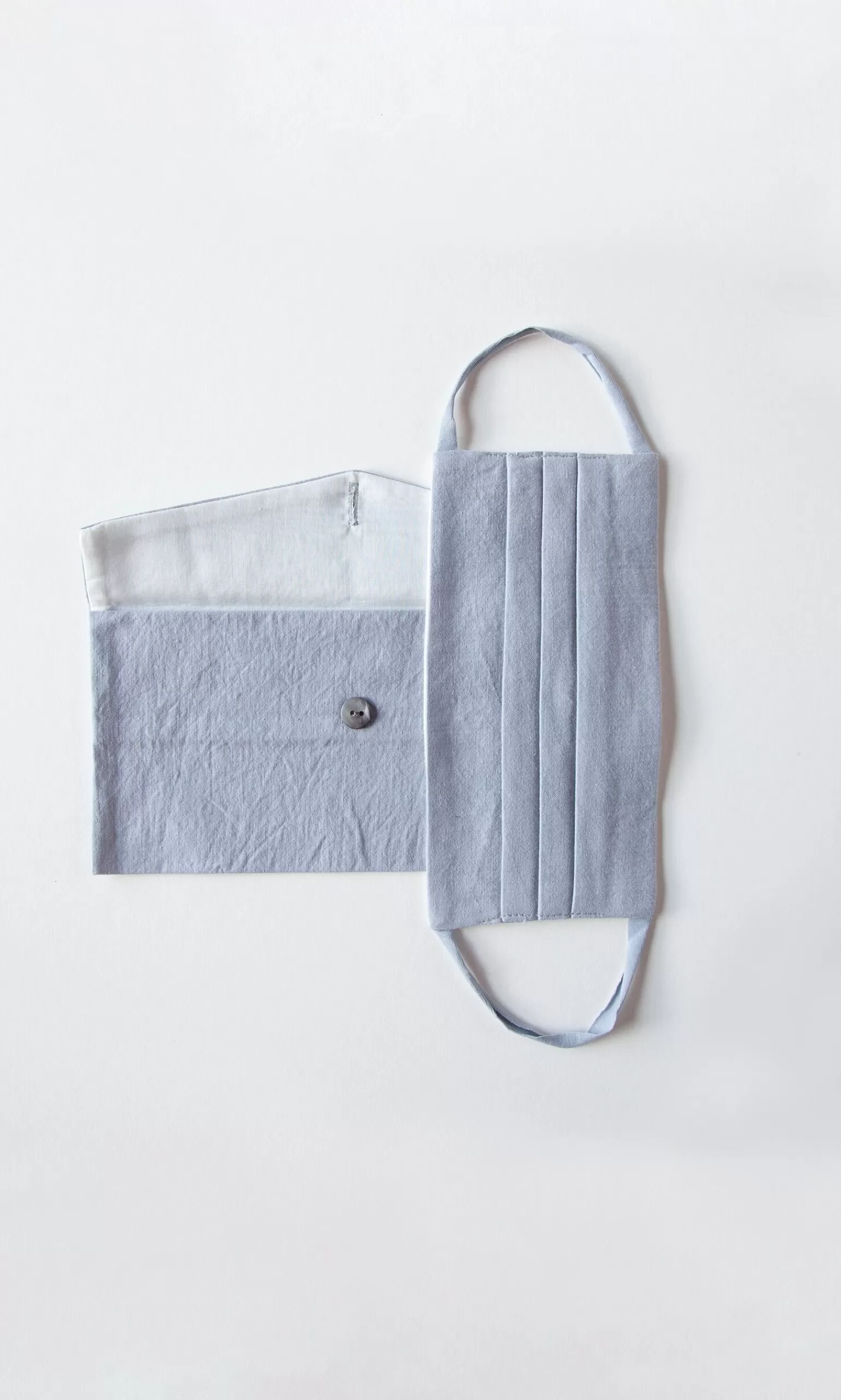 Plümo Pleated Face Mask & Pouch - Grey^Women Reusable Masks