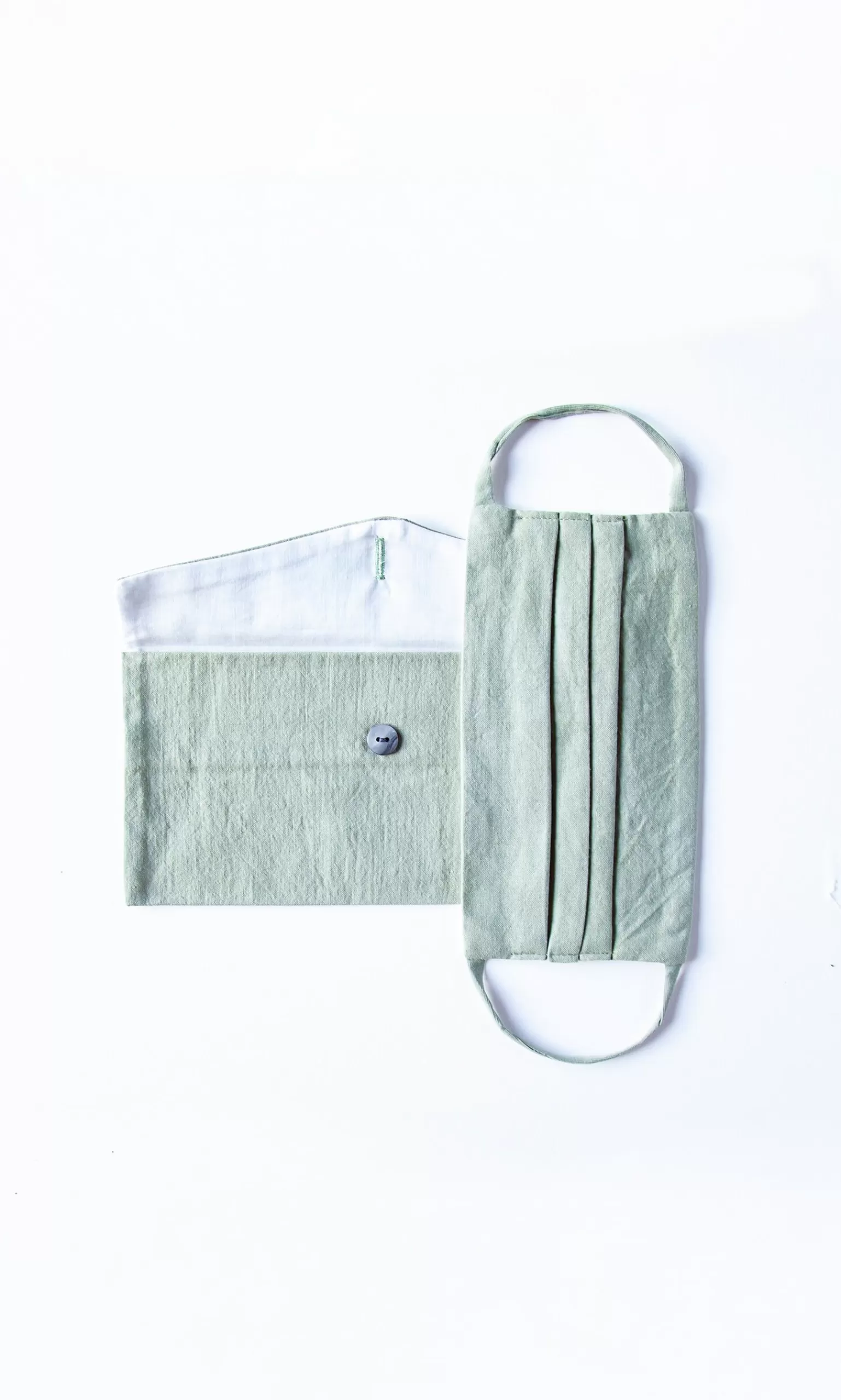 Plümo Pleated Face Mask & Pouch - Leaf^Women Reusable Masks