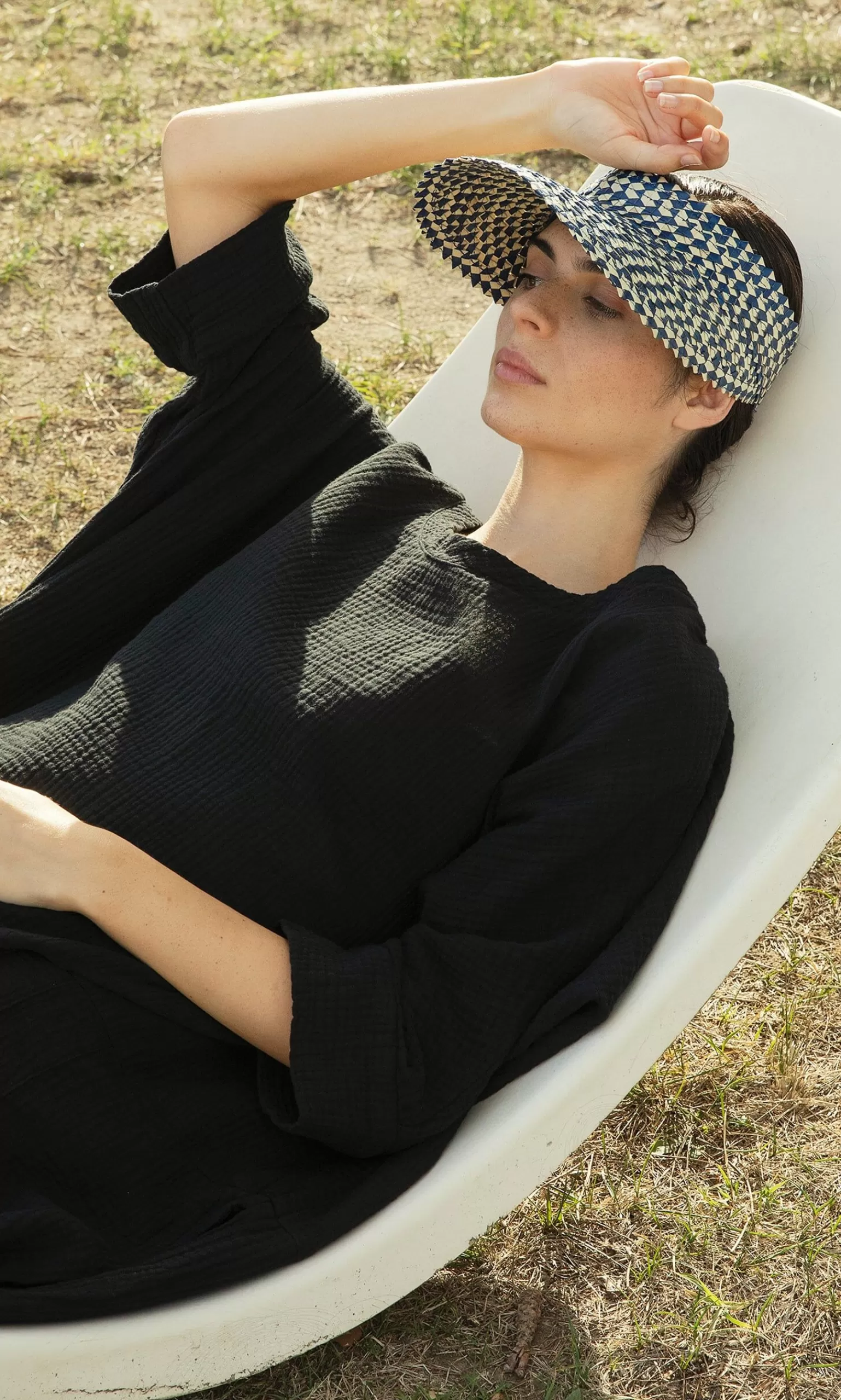 Plümo Raffia Sun Visor - Navy^Women Accessories