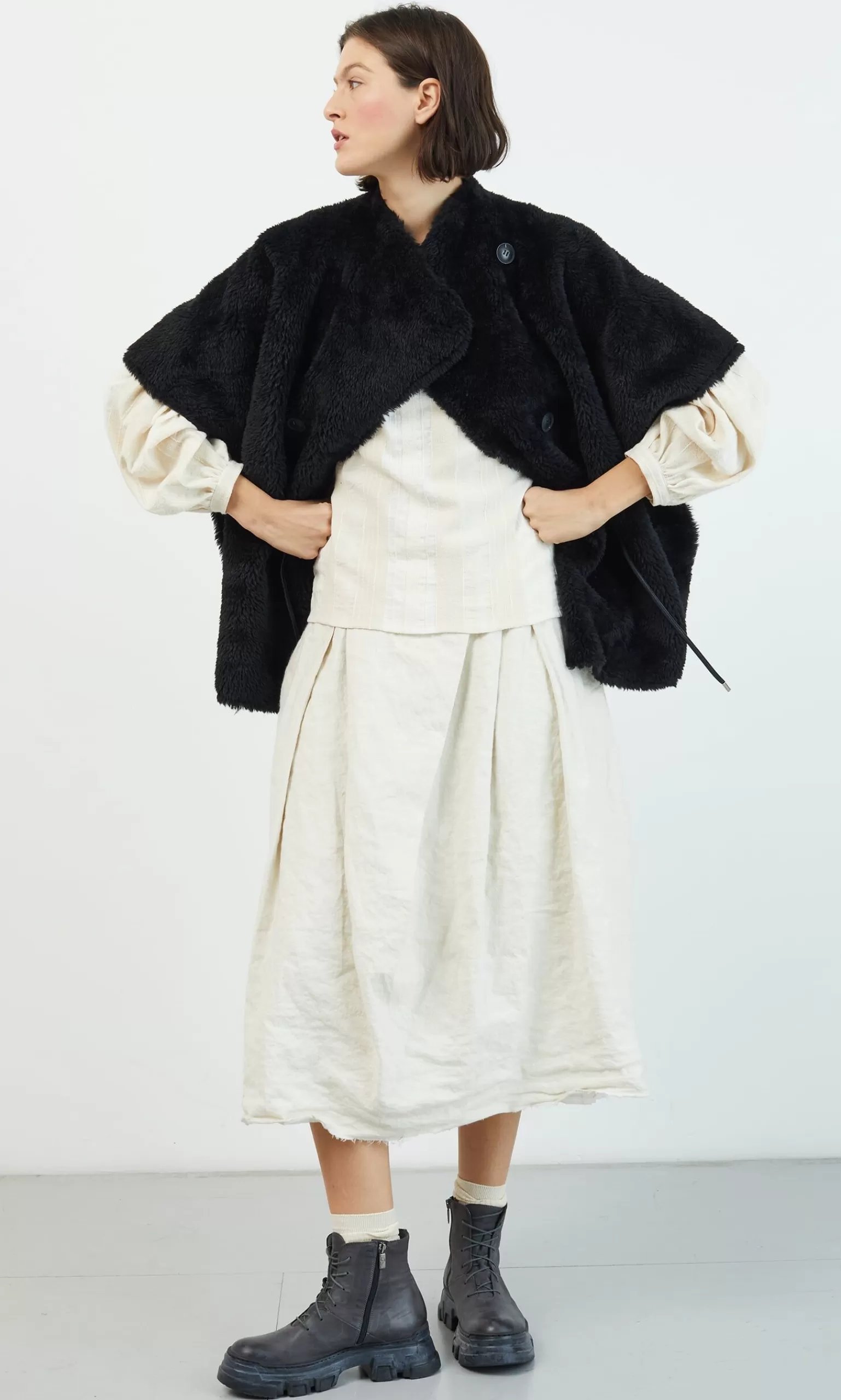 Plümo Shearling Cape - Black^Women Knitwear